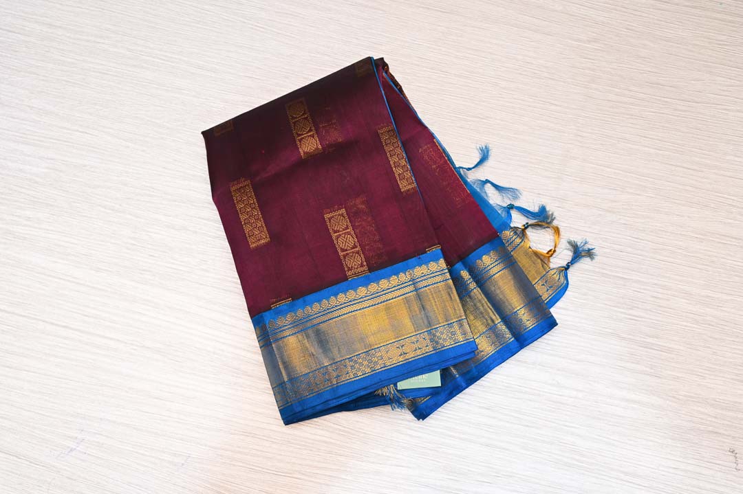 Thiratchai Maroon with Copper Sulphate Blue Border Kanchipuram Silk Saree – DDA015